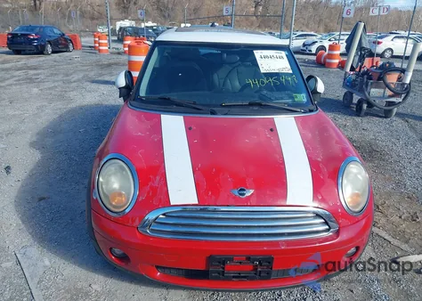 2008 Mini Cooper из США, поврежденный, VIN WMWMF33548TU67650